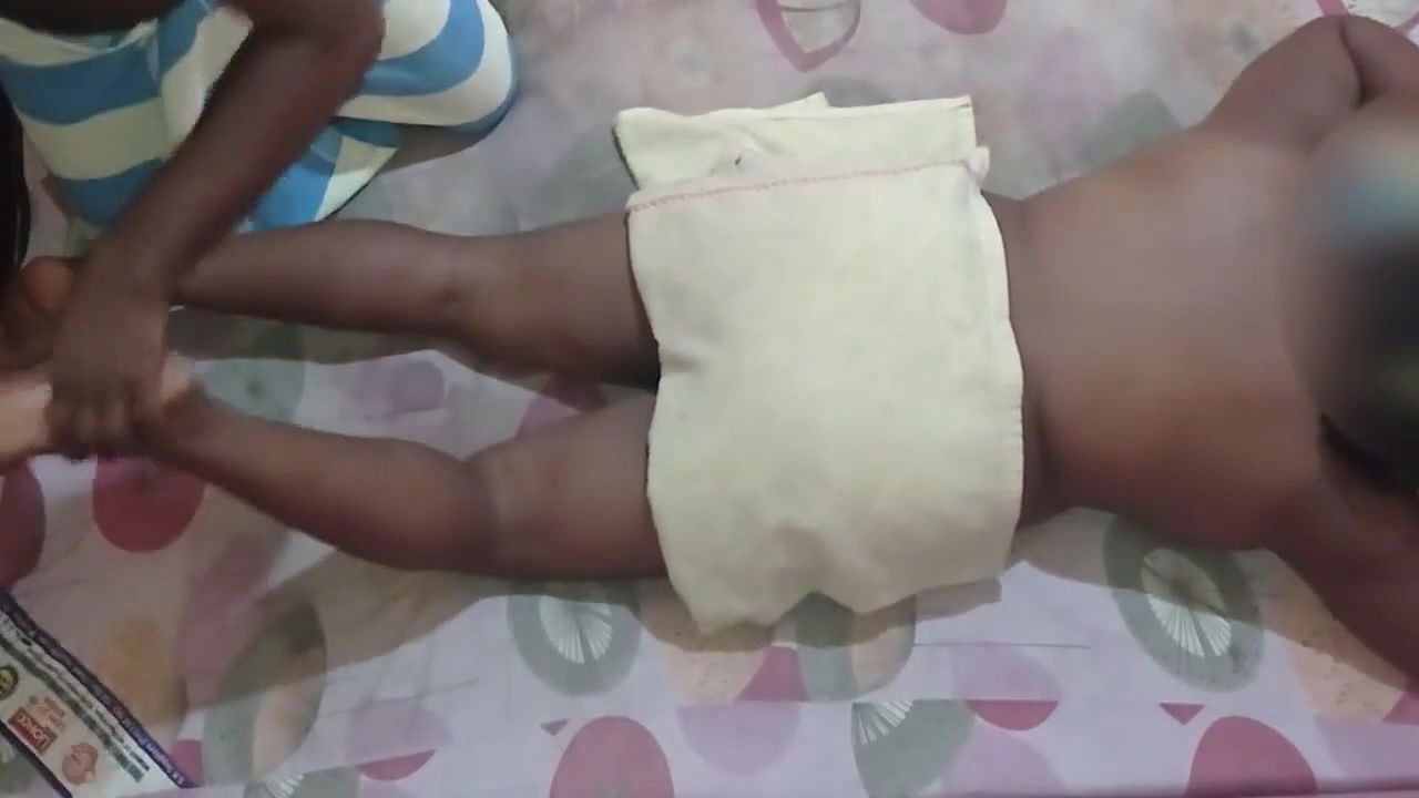 Wow amzing oil massage with cousin sister during weekend