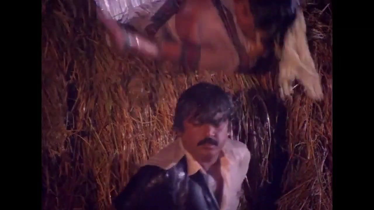 Sexy Madhuri Wet Navel Saree Rain Song