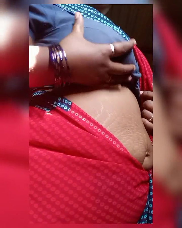 Sofia nair busty aunty expose her untouched melons