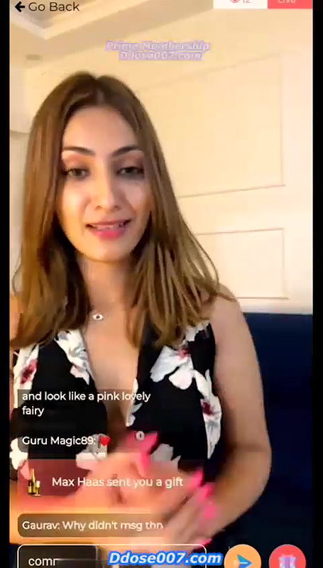 Shivangi Verma Showing Deep Cleavage to Tease on App Live
