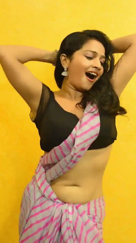 Lavanya hot dance