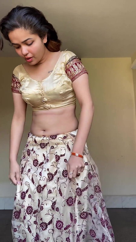 Vibhu Neha hot Insta Reel