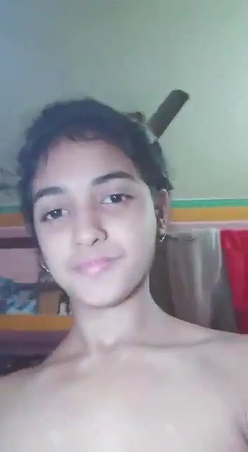 Beauty Teen Girl nude show