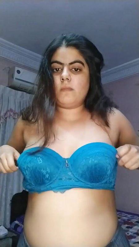 Punjabi young girl showing her Naked Big Boobs and big Tits to Boyfriend