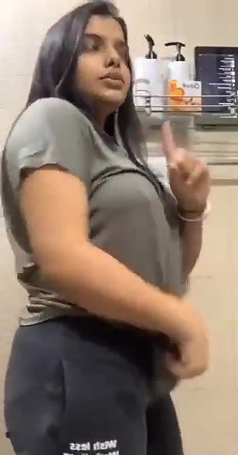 Jaanu Cam Show boobs Dance Strip