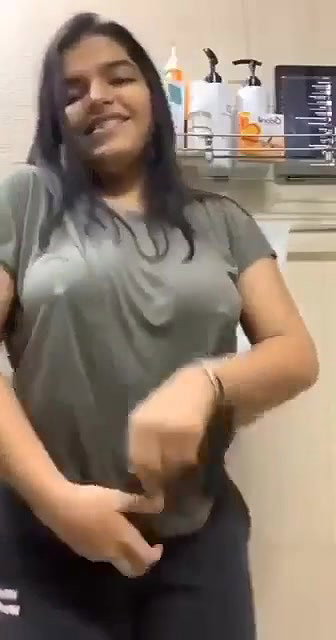 Jaanu Cam Show boobs Dance Strip