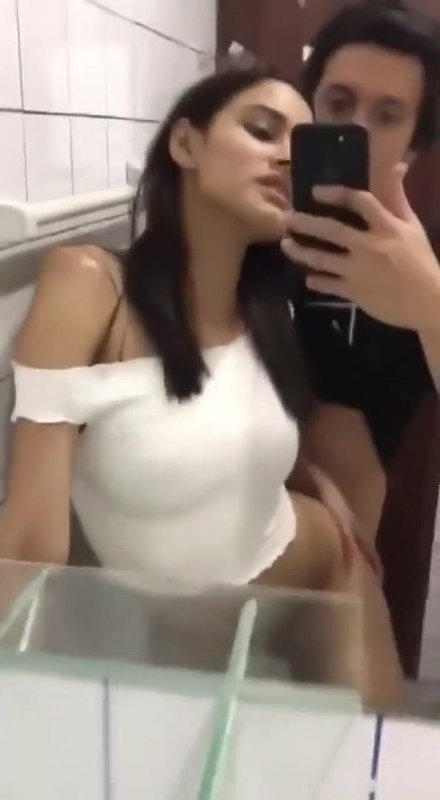 Couple fucking in toilet