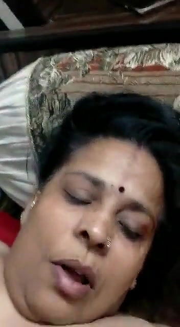 Telugu Aunty Horny Teasing