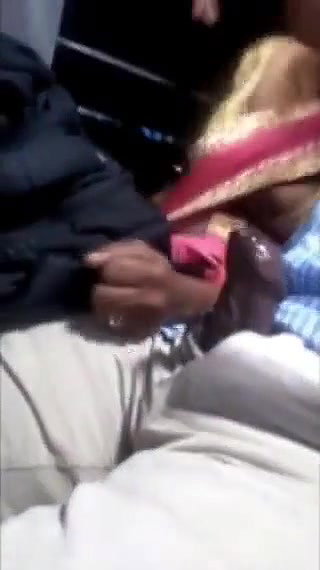 Desi Giving HJ and bj in bus