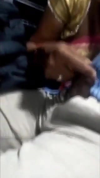 Desi Giving HJ and bj in bus