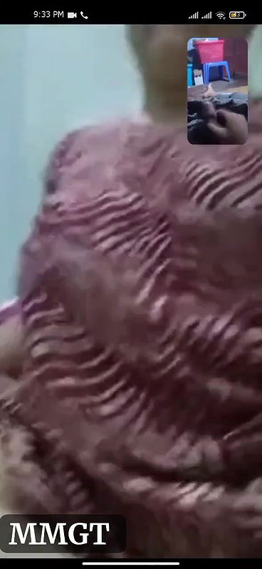 hot burma girl fing her big pussy