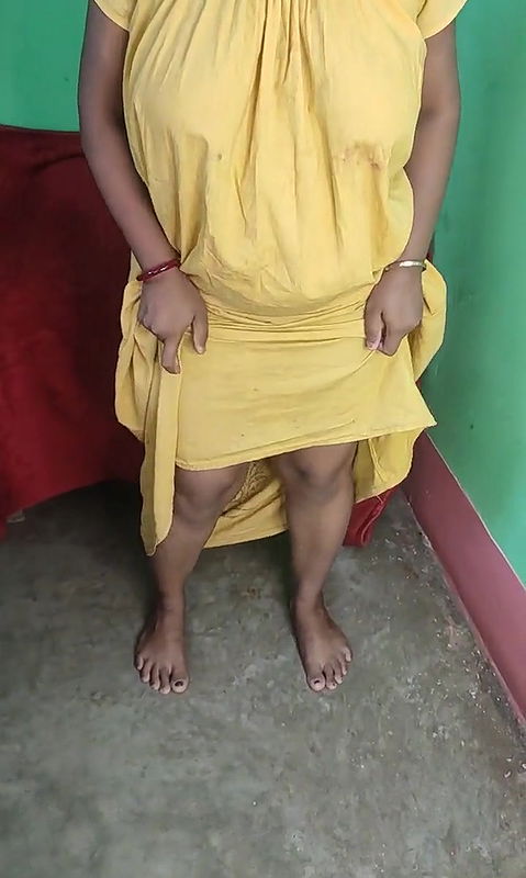 Desi hairy pussy smashing and fingering closeup pussy