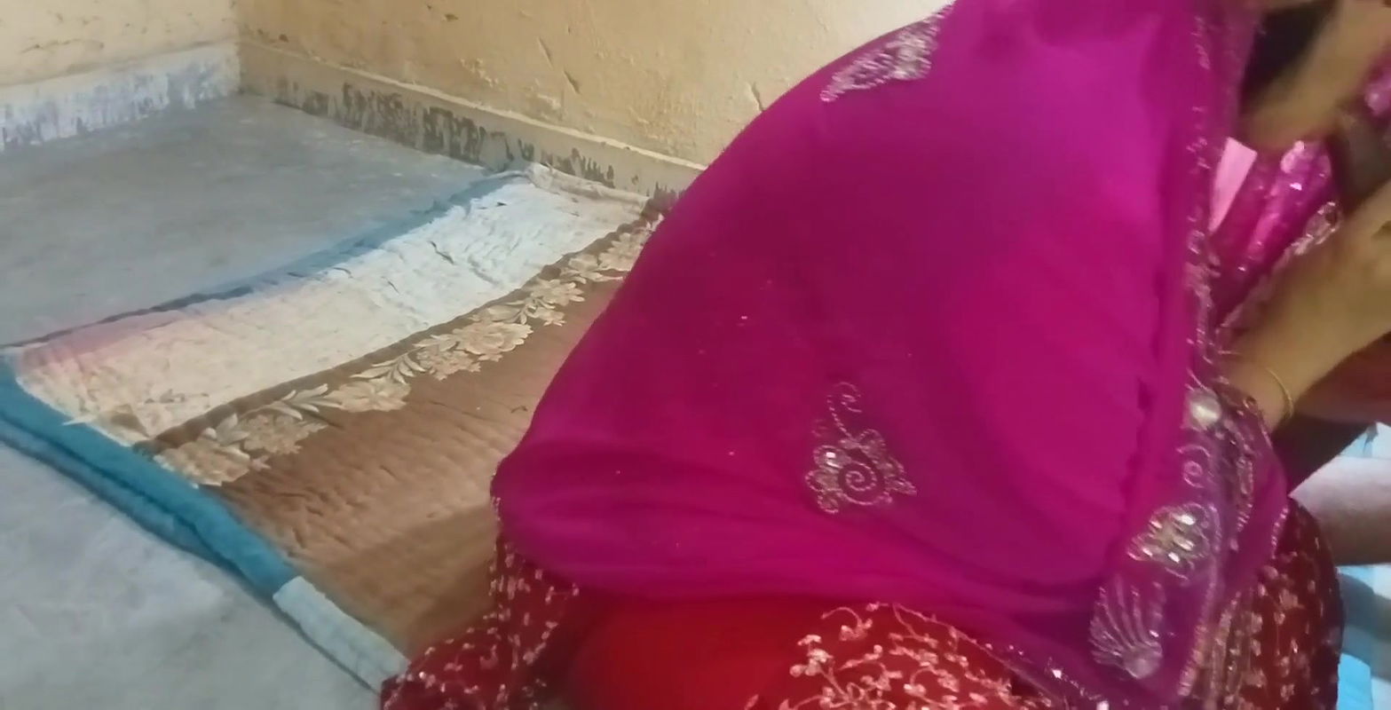 Telugu-Lovers  Full Anal Desi Hot Wife Fucked Hard By Husband During First Night Of Wedding Clear Voice Hindi audio.