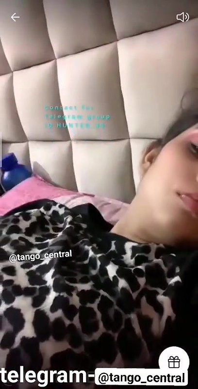 Mansi arora, Hot Insta Model, Showing Boobs & Fingering Pussy on PREMIUM Tango Live