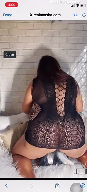 Naasha in netted dress