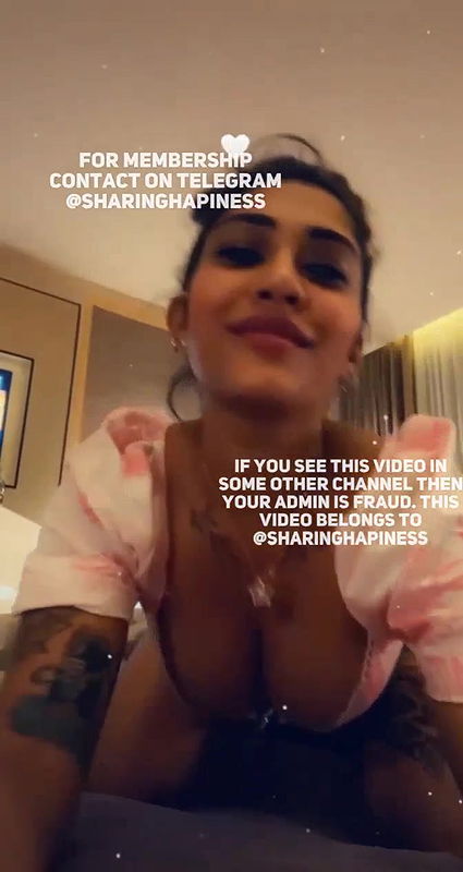 Hrituzee bedroom tease