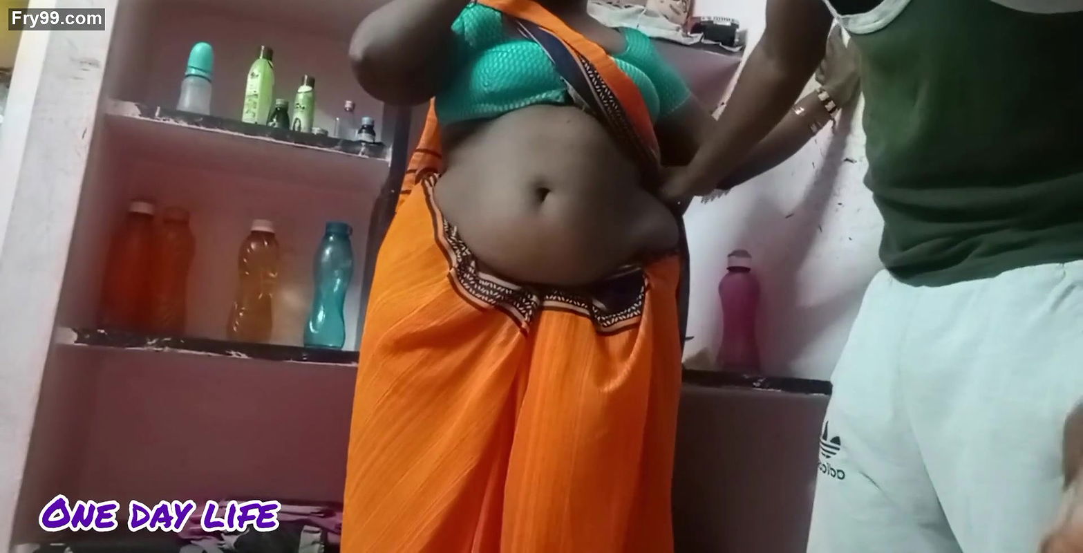 Beautiful Tamil wife licking navel with tongue and mouth sucking video part 2
