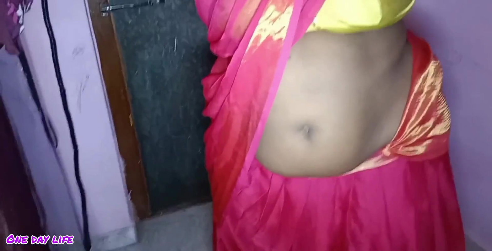 Beautiful Tamil Wife Navel Sucking Tongue Licking Sex Video part 1