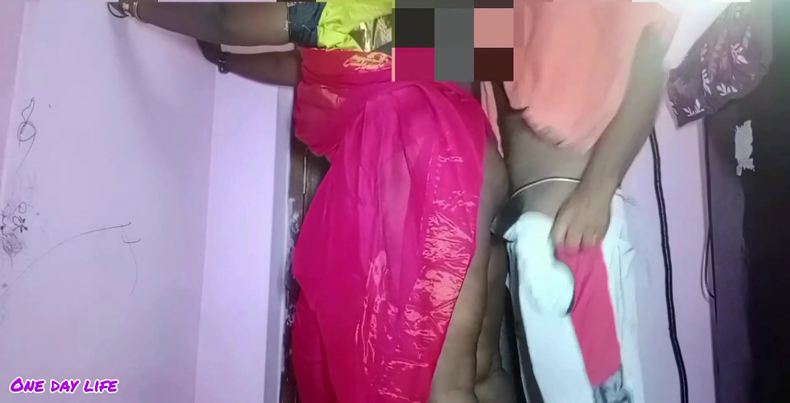 Beautiful Tamil Wife Navel Sucking Tongue Licking Sex Video part 1