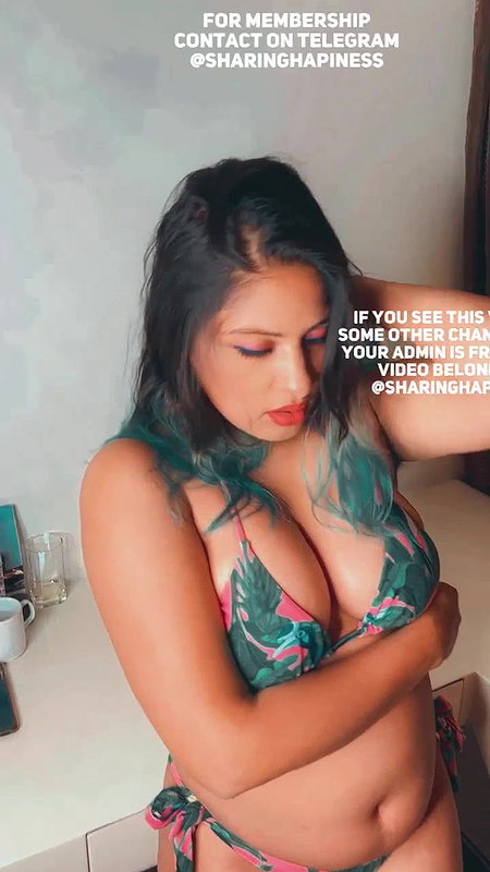 Anjali Gaud stripping her bikini