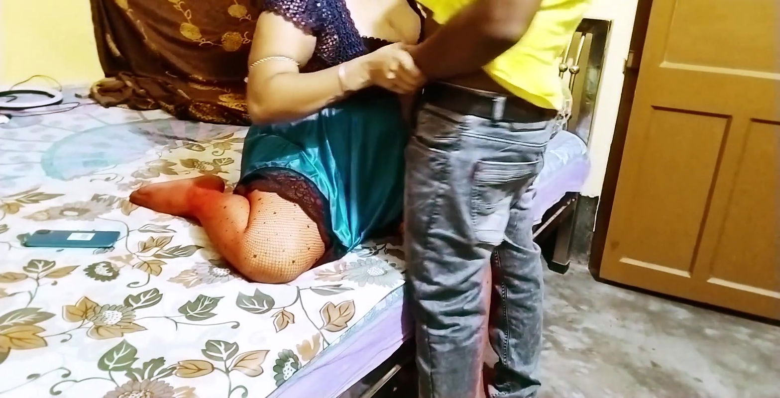 Hot Rose bhabhi fucked