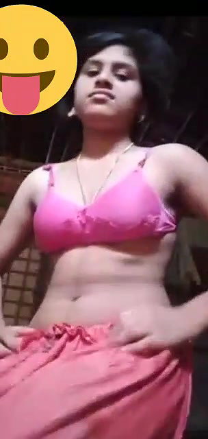 Desi Beautiful girl showing