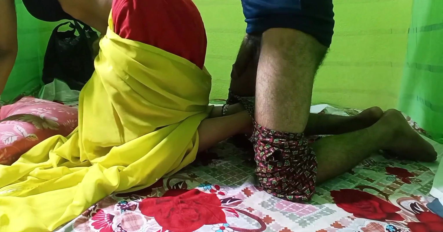 Big Boobs Indian Bahu Fucks with her old Sasur Ji jabardasti everyday after husband  leaves