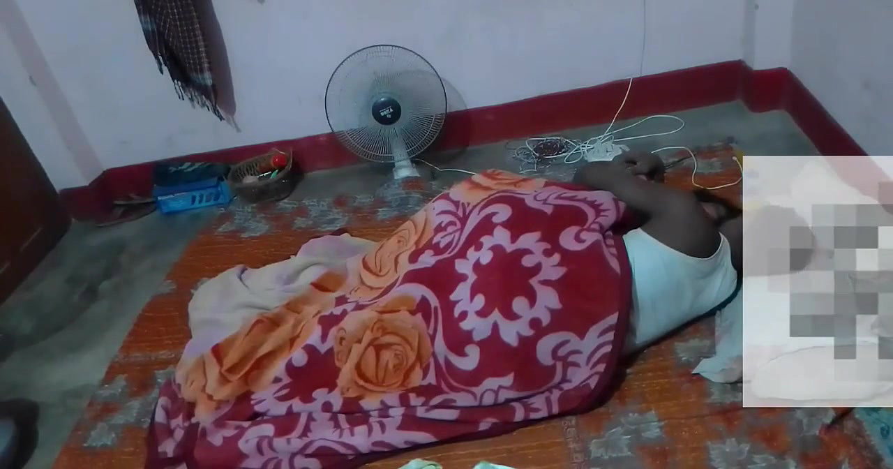 Village Bhabhi Blowjob Fucking 2