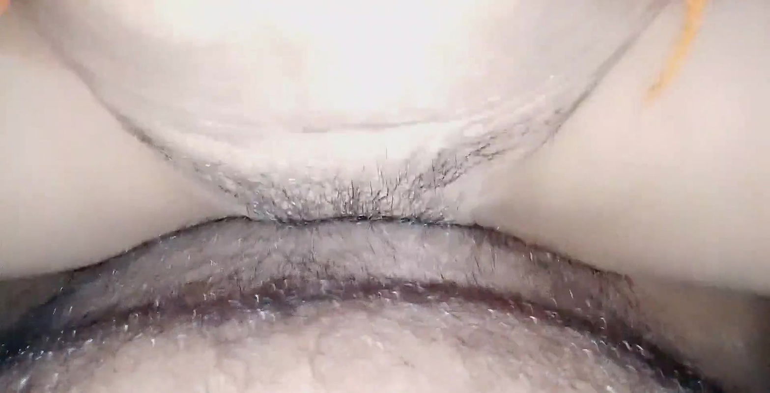 Devar ne bhabhi ko daba kar chod diya bhabhi ne devar ko ghar par bula kar khub maje kiye or chudai kiya