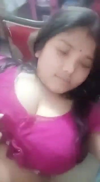 Horny wife exposing her nude