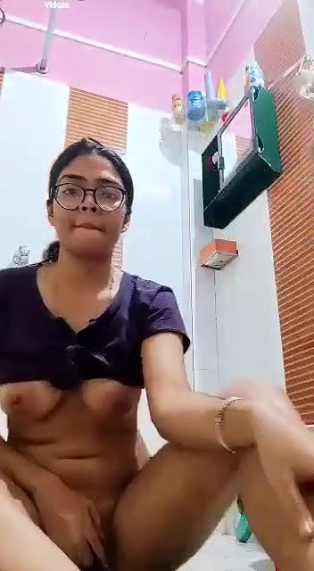 Sexy mall Showing