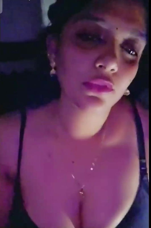 Anu, Horny Telugu Dancer, Showing Glimpse of Boobs with Puffy Nipples on PREMIUM 121 Tango Live ~ with Face