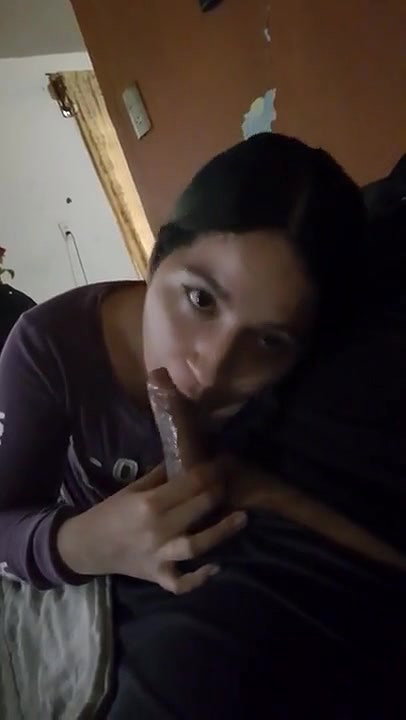 Teen Gf gives nice quick BJ