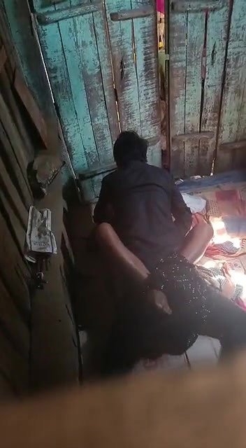 Village girl fucking caught on hidden sex cam