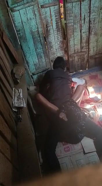 Village girl fucking caught on hidden sex cam
