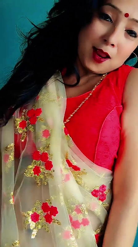 Hot Bengali lady sexy Navel