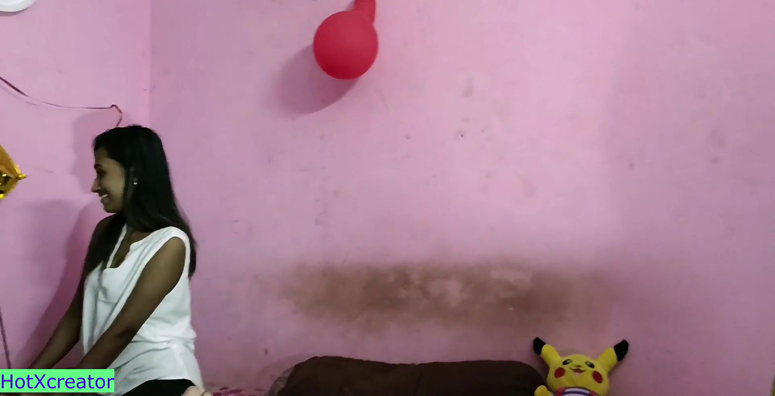 Girlfriend allow her BF for fucking hot Houseowner Aunty!! Hindi Reality Sex