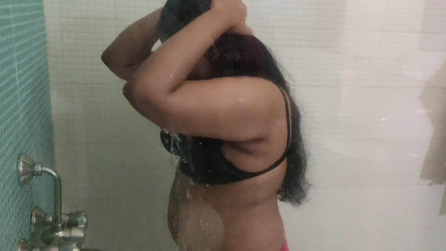 Lonely horny booby priti bhabhi bathing