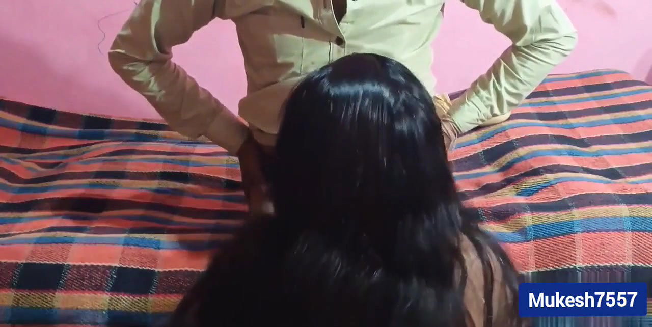 Desi girlfriend hard fucking both holes