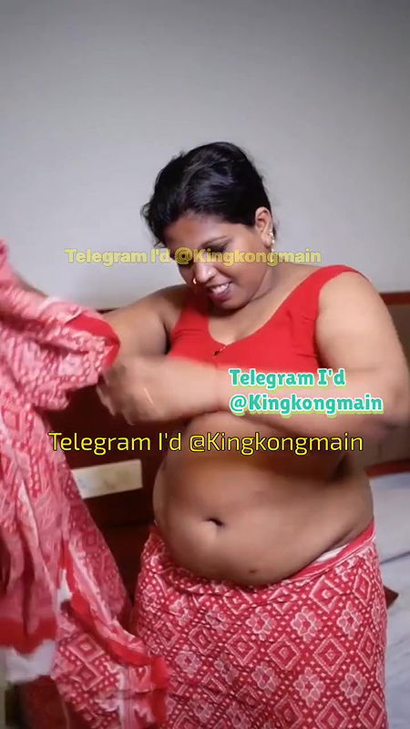 Famous mallu Model Shashikala Rajesh Saree Strip  App Content