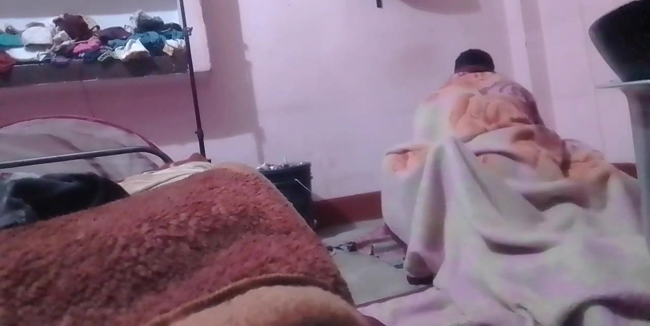 Bhabhi ko gandh marli raat me chupke se diya