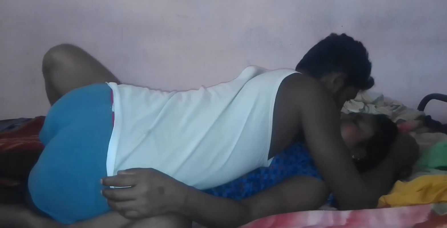 Bhabhi ko khatmal pe khub choda din me