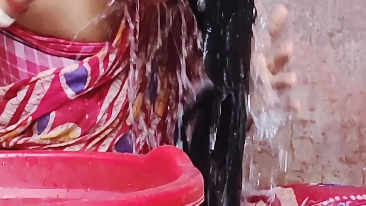 Sanu vlogs aaj shampoo Kollam and bed cover bathing vlog village