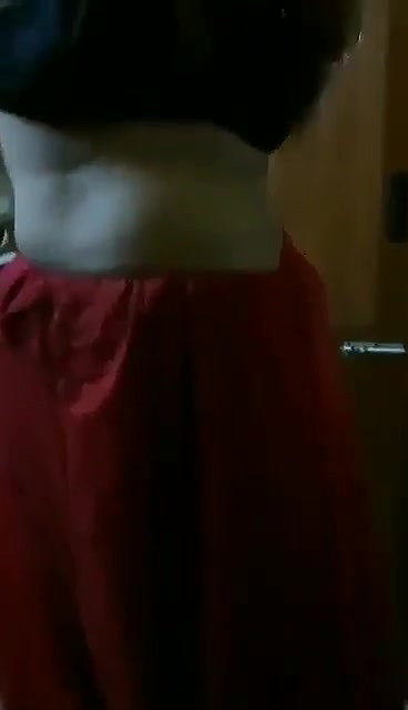 Desi Aunty Stripping Saree