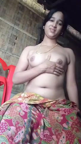 Village bhabhi Showing pussy and Sexy Ass