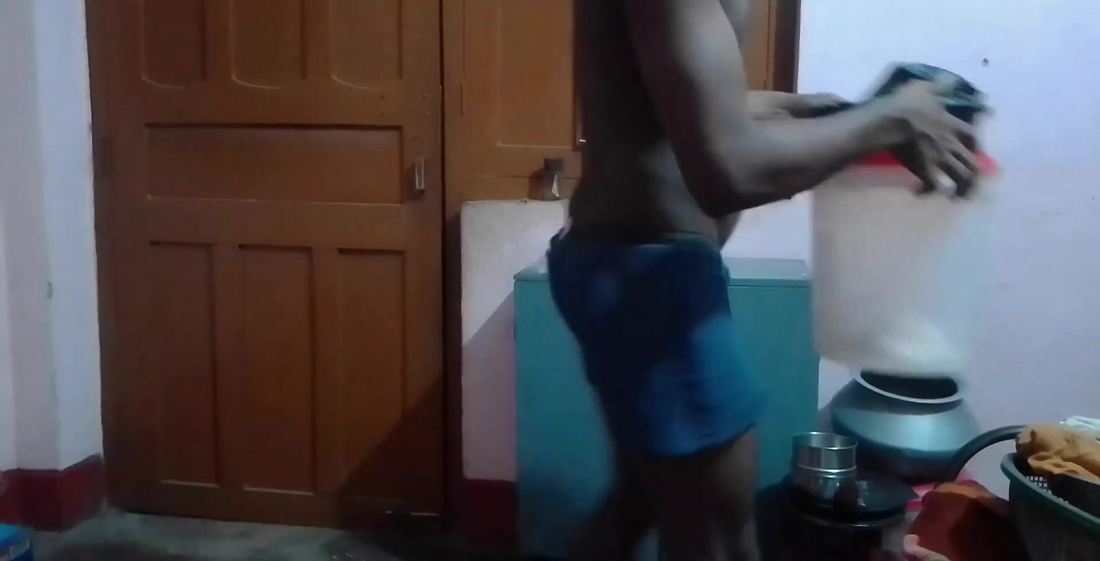 Wife ko Khada Karke raat mein