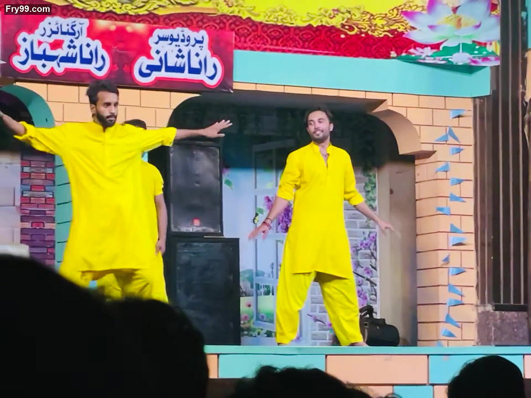 Afreen Pari-HD-Wet hot moves