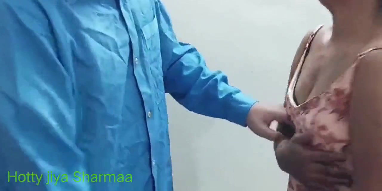 Sexy sudipa apne se karna karna ikhate hai