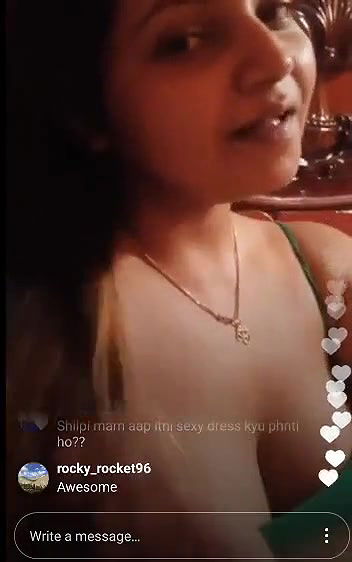 Desi Bhabhi With Big Melons