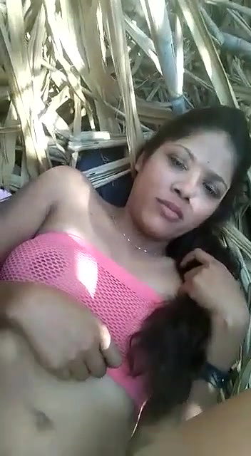 Beautiful girl shaved pussy fucking in jungle